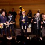 Patti Smith: Γιόρτασε 50 χρόνια καριέρας με Bruce Springsteen, Johnny Depp και Michael Stipe