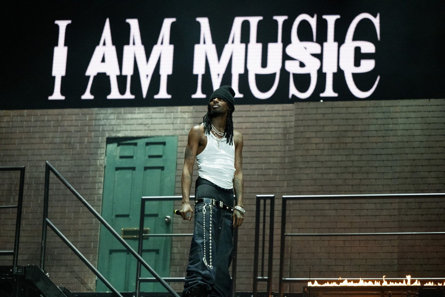 Ο Playboi Carti κυκλοφορεί το deluxe άλμπουμ «Music – Sorry 4 Da Wait» Ο Playboi Carti κυκλοφορεί το deluxe άλμπουμ «Music – Sorry 4 Da Wait»