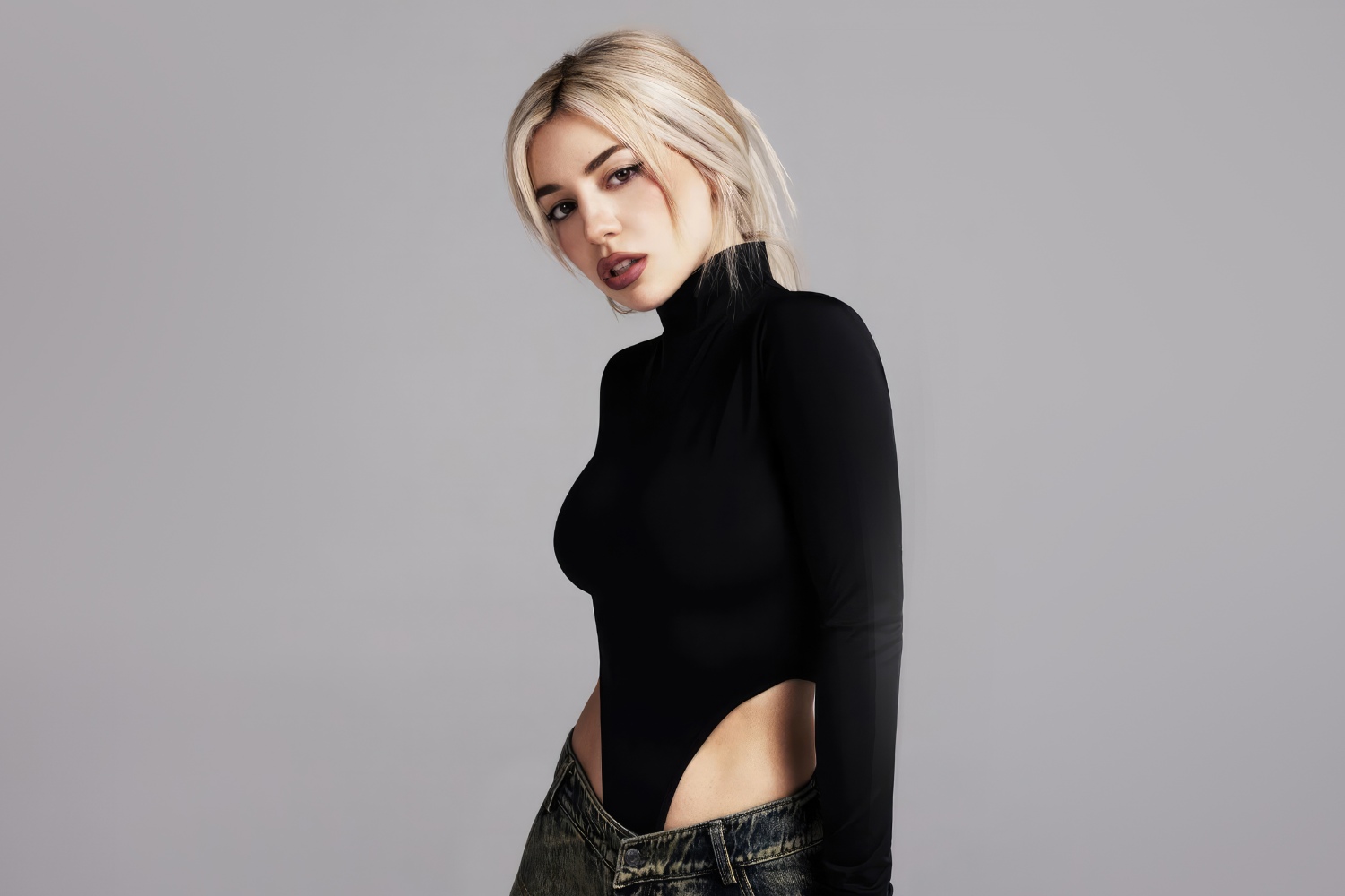 Ava Max: Το νέο άλμπουμ της κυκλοφορεί κανονικά – παρά το μυστήριο της εξαφάνισής της