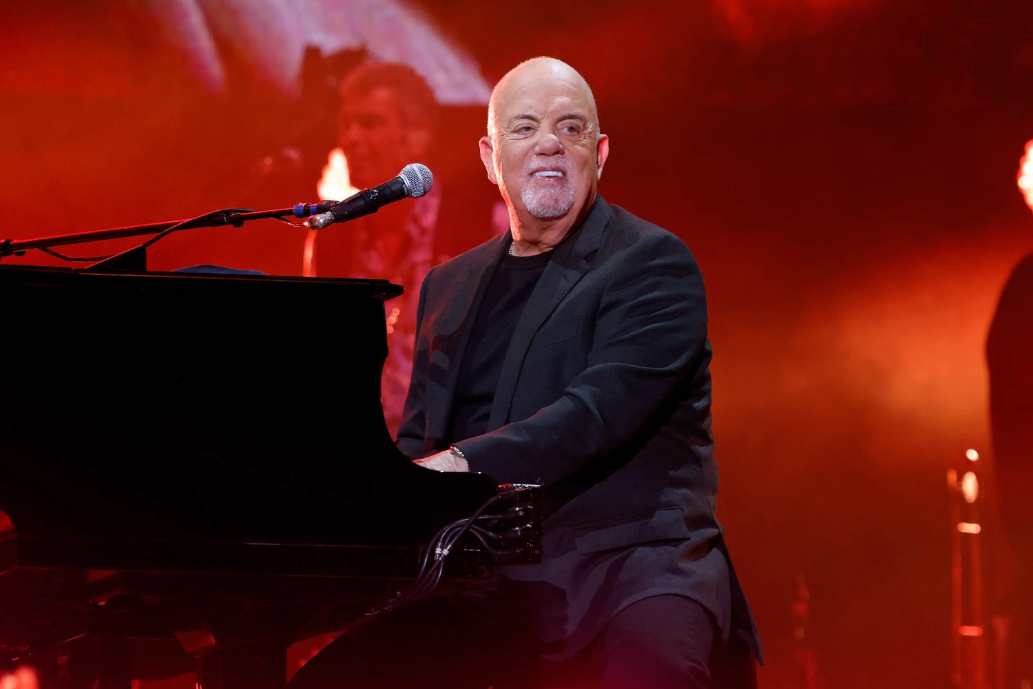 Ο Billy Joel επέστρεψε στη σκηνή: Μια συγκινητική εμφάνιση μετά τη διάγνωση με εγκεφαλική διαταραχή
