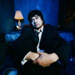 Ο Calum Hood των 5 Seconds of Summer παραδίδεται στη θλίψη στο νέο single «Don’t Forget You Love Me»