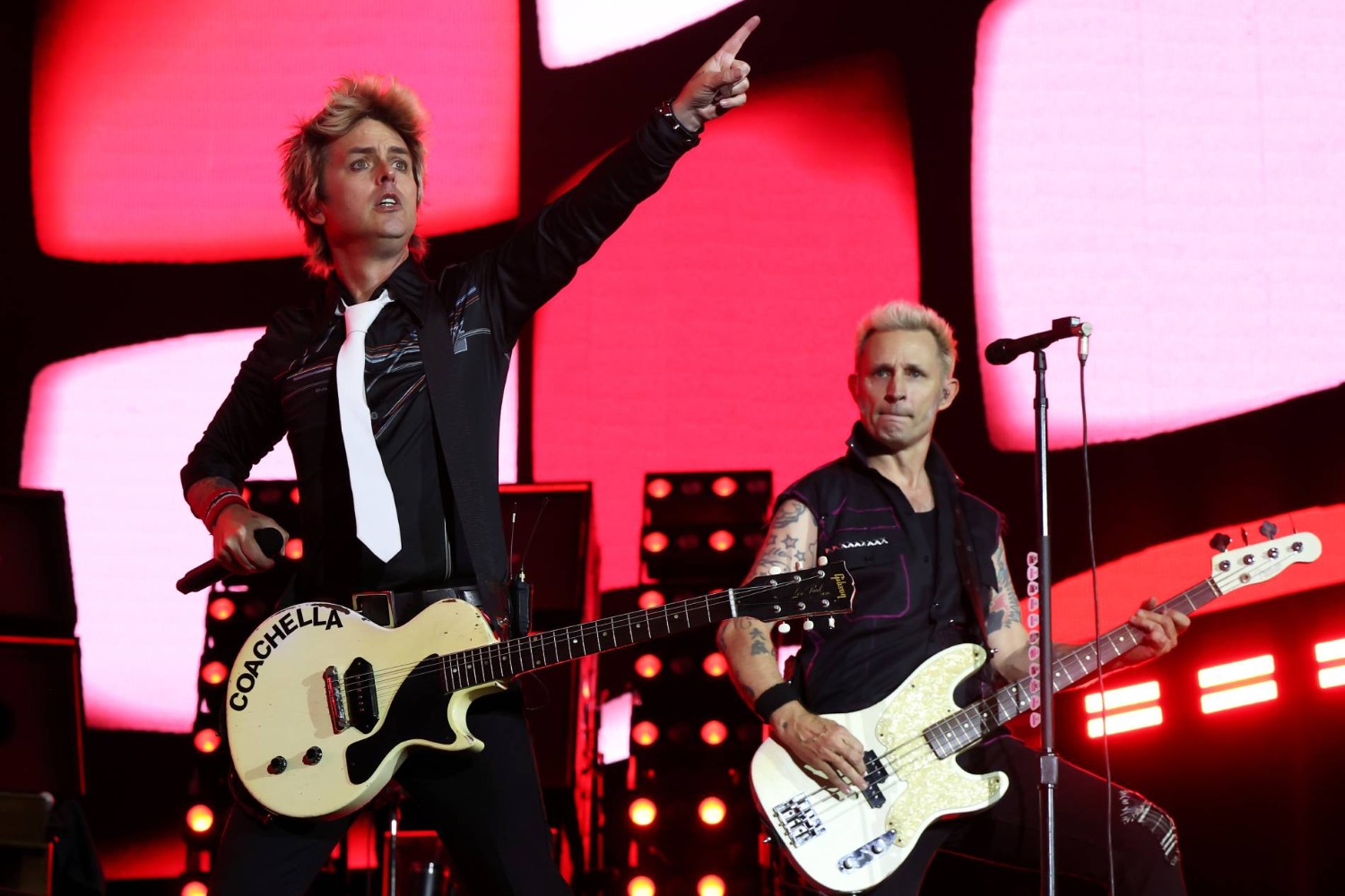 Οι Green Day έγιναν «Brat» στο Coachella 2025 – Ο Billie Joe Armstrong απαντά στην Charli XCX