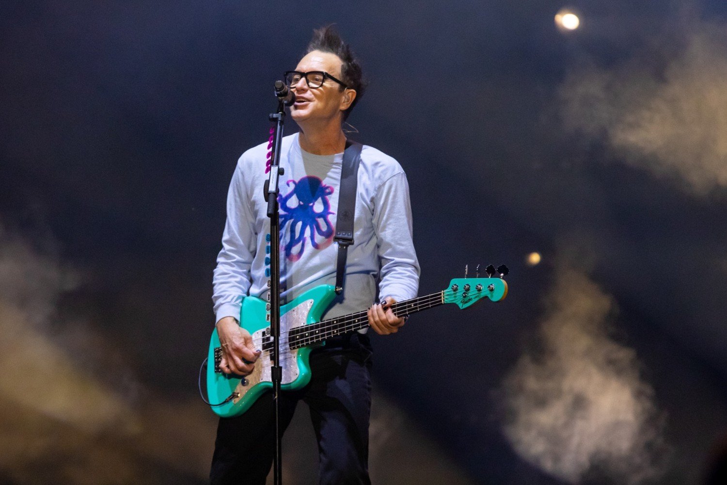 Mark Hoppus: Οι σκοτεινές αναμνήσεις της παιδικής ηλικίας, η μάχη με τον καρκίνο και η επανένωση των blink-182