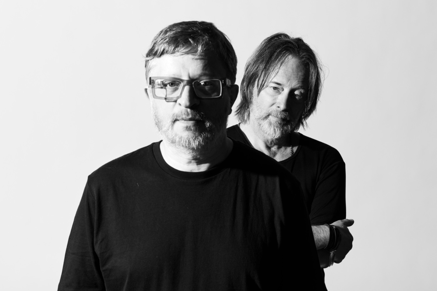 Thom Yorke και Mark Pritchard βυθίζονται στους 8-bit ήχους στο «Gangsters»