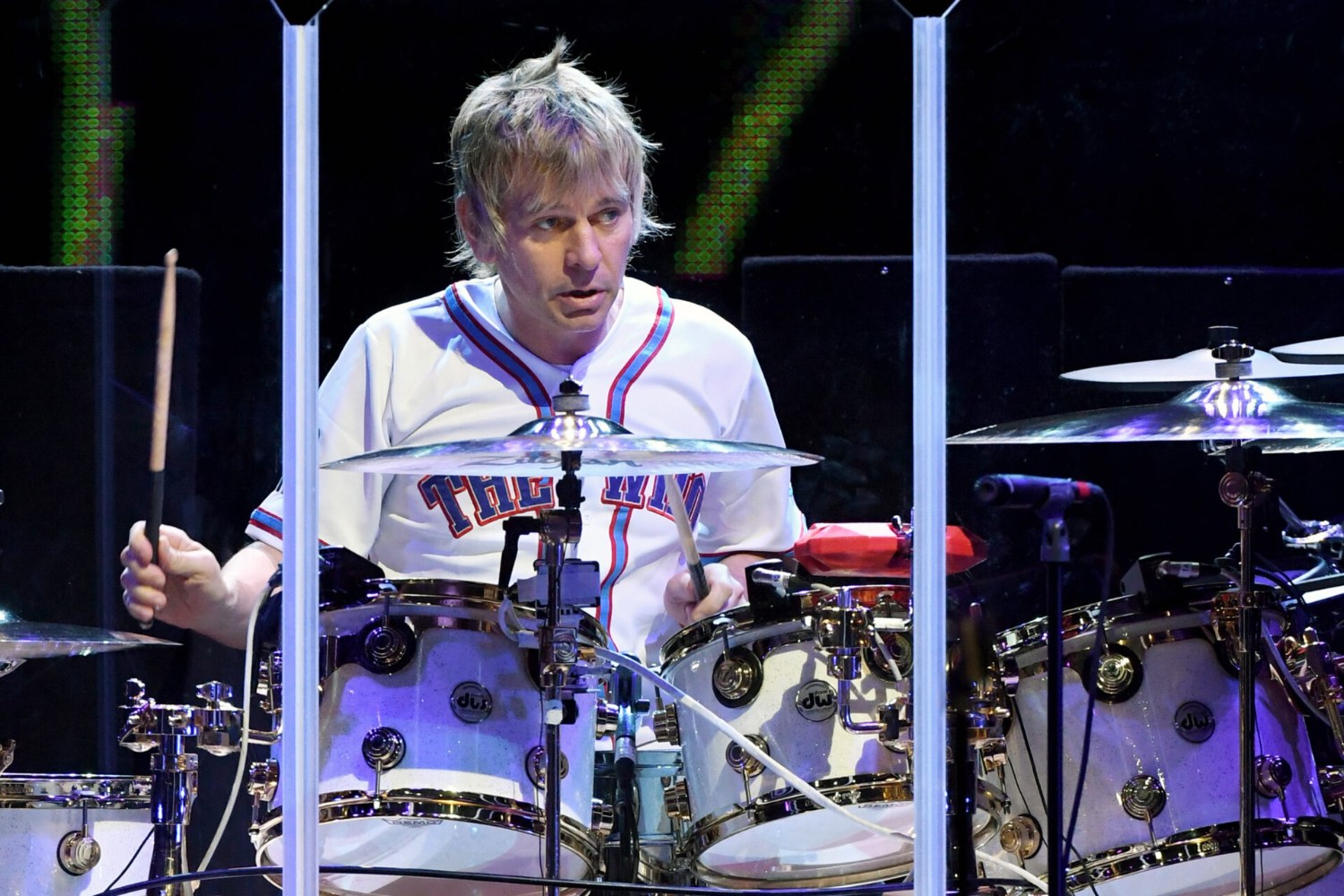 Zak Starkey: «Ο Noel και ο Liam Gallagher δεν τσακώθηκαν ούτε μία φορά όσο ήμουν στους Oasis»