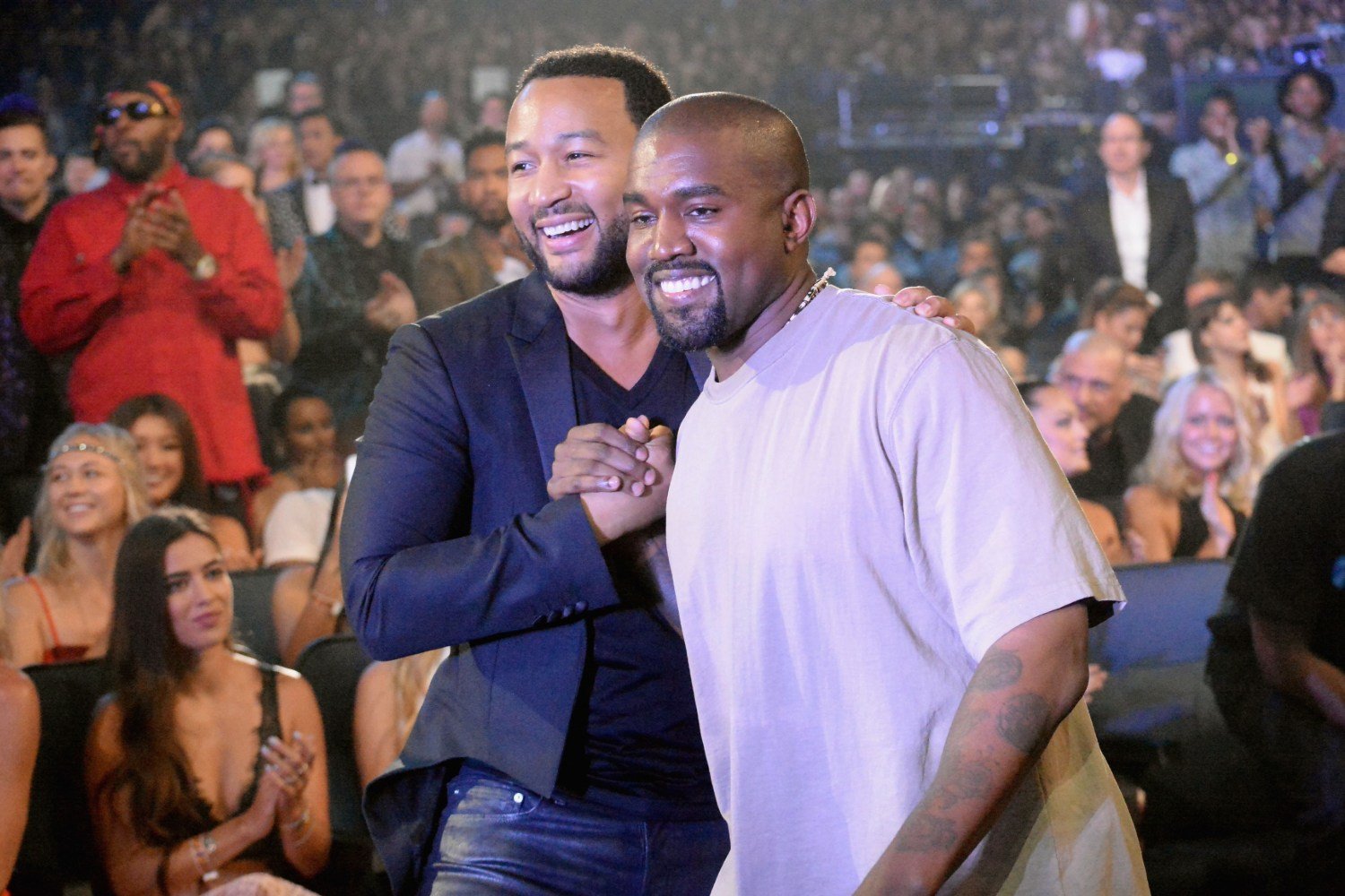 John Legend: «Είναι σοκαριστικό να παρακολουθείς την κατηφόρα του Kanye West»
