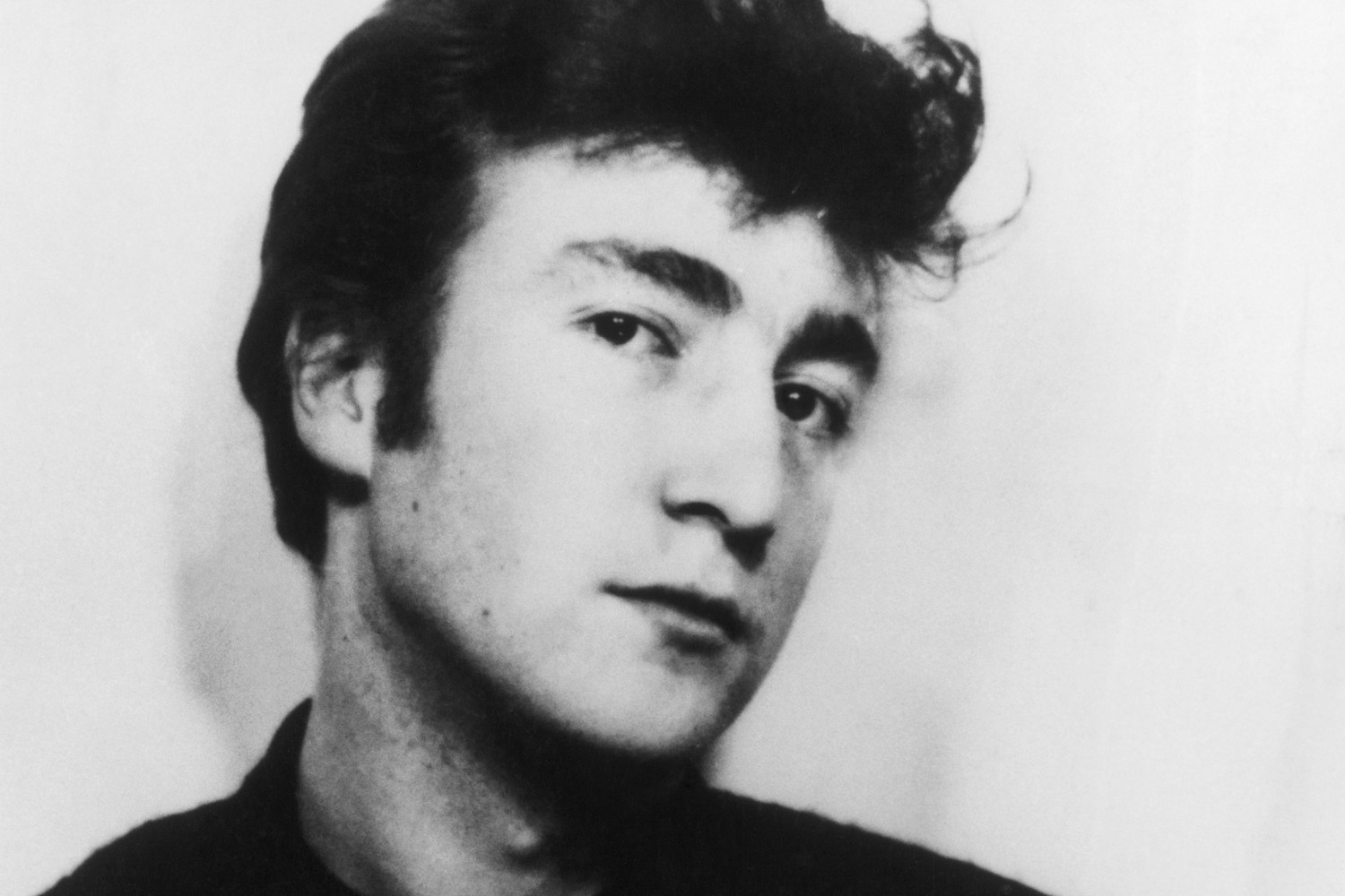 Τα παιδικά χρόνια του John Lennon ζωντανεύουν στο Λονδίνο