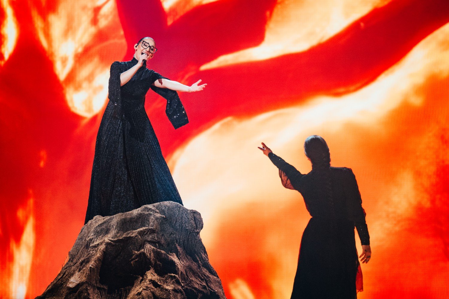 Eurovision 2025: Η Klavdia καθήλωσε με το «Αστερομάτα» στον τελικό