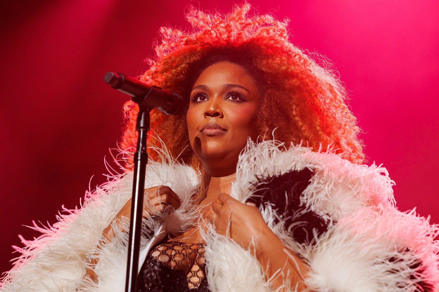 Lizzo: «Οι αλγόριθμοι των social media καταστρέφουν τη μουσική βιομηχανία»