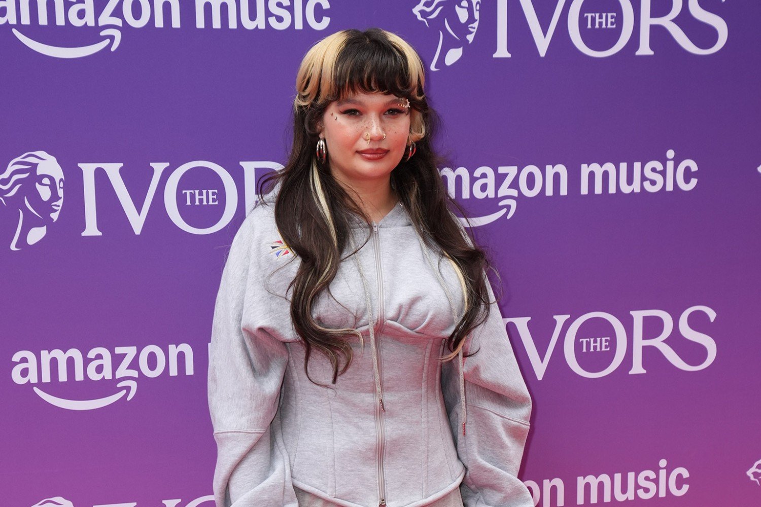 Ivor Novello Awards 2026: Μεγάλες τιμές και διακρίσεις για Lola Young, Elton John και Rosalía