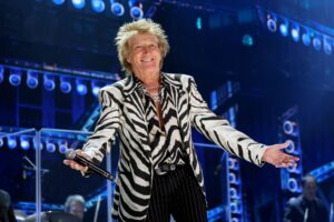 Ο Rod Stewart αποχαιρετά τις περιοδείες μετά από έξι δεκαετίες