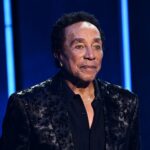 Smokey Robinson: Βαραίνουν οι καταγγελίες για σεξουαλική κακοποίηση – Κατηγορείται και από άνδρα