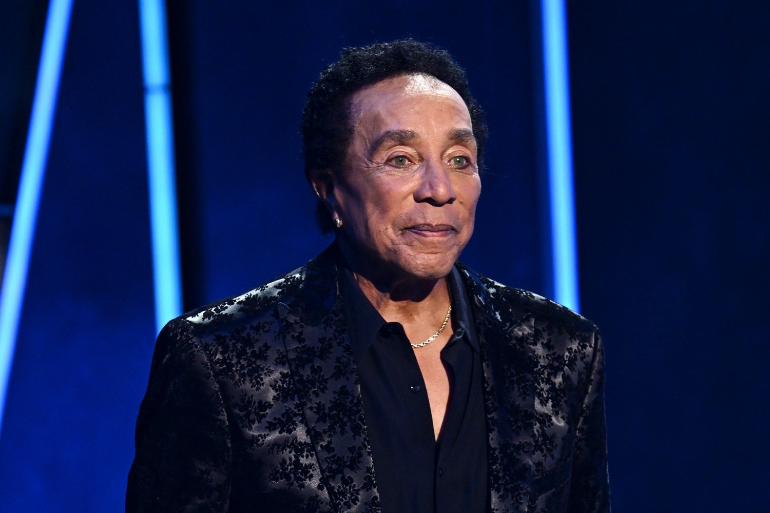 Smokey Robinson: Βαραίνουν οι καταγγελίες για σεξουαλική κακοποίηση – Κατηγορείται και από άνδρα Smokey Robinson: Βαραίνουν οι καταγγελίες για σεξουαλική κακοποίηση – Κατηγορείται και από άνδρα