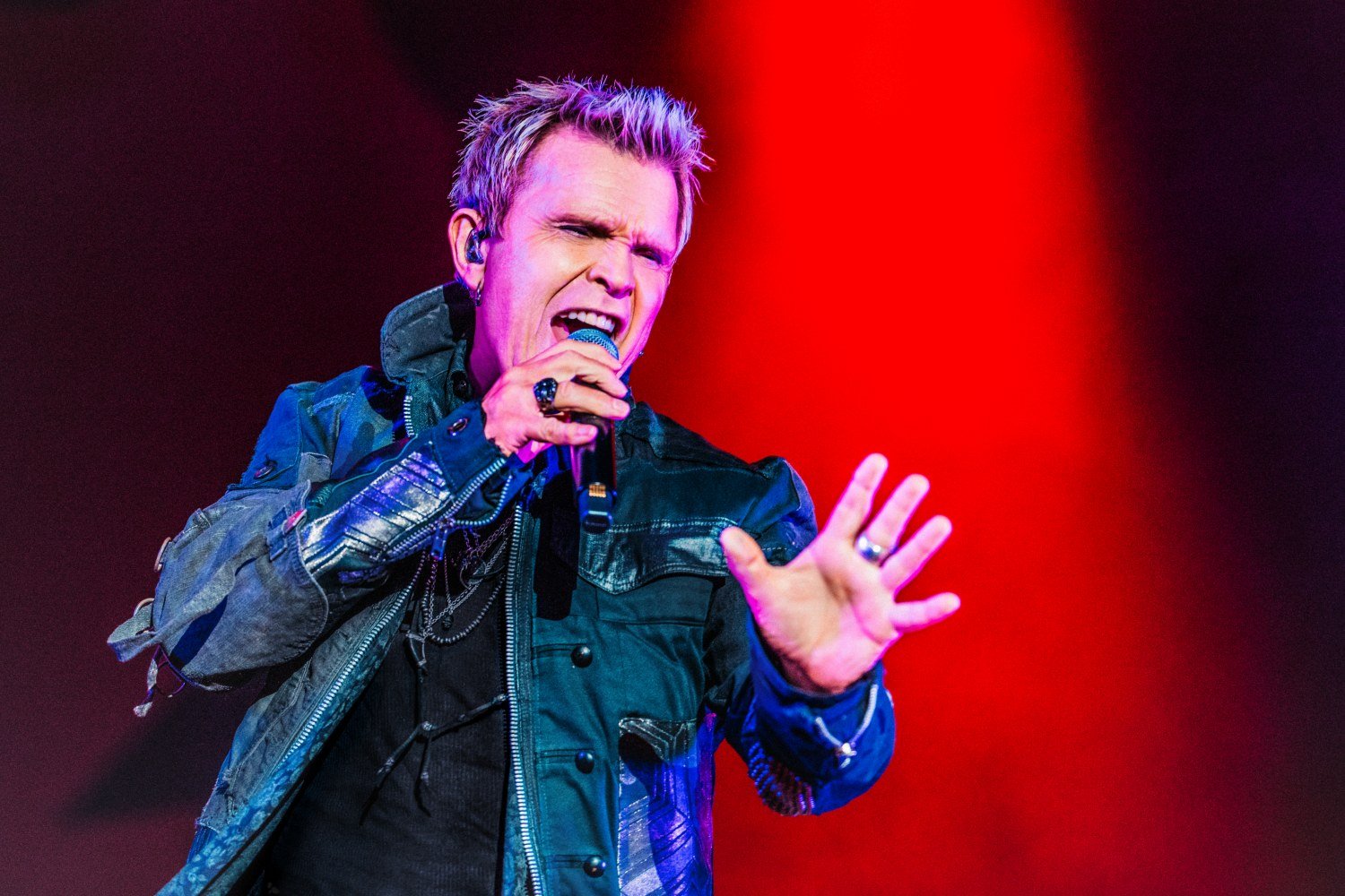 Billy Idol: Τιμάται το Βραβείο Συνολικής Προσφοράς των American Music Awards 2026 Billy Idol: Τιμάται το Βραβείο Συνολικής Προσφοράς των American Music Awards 2026