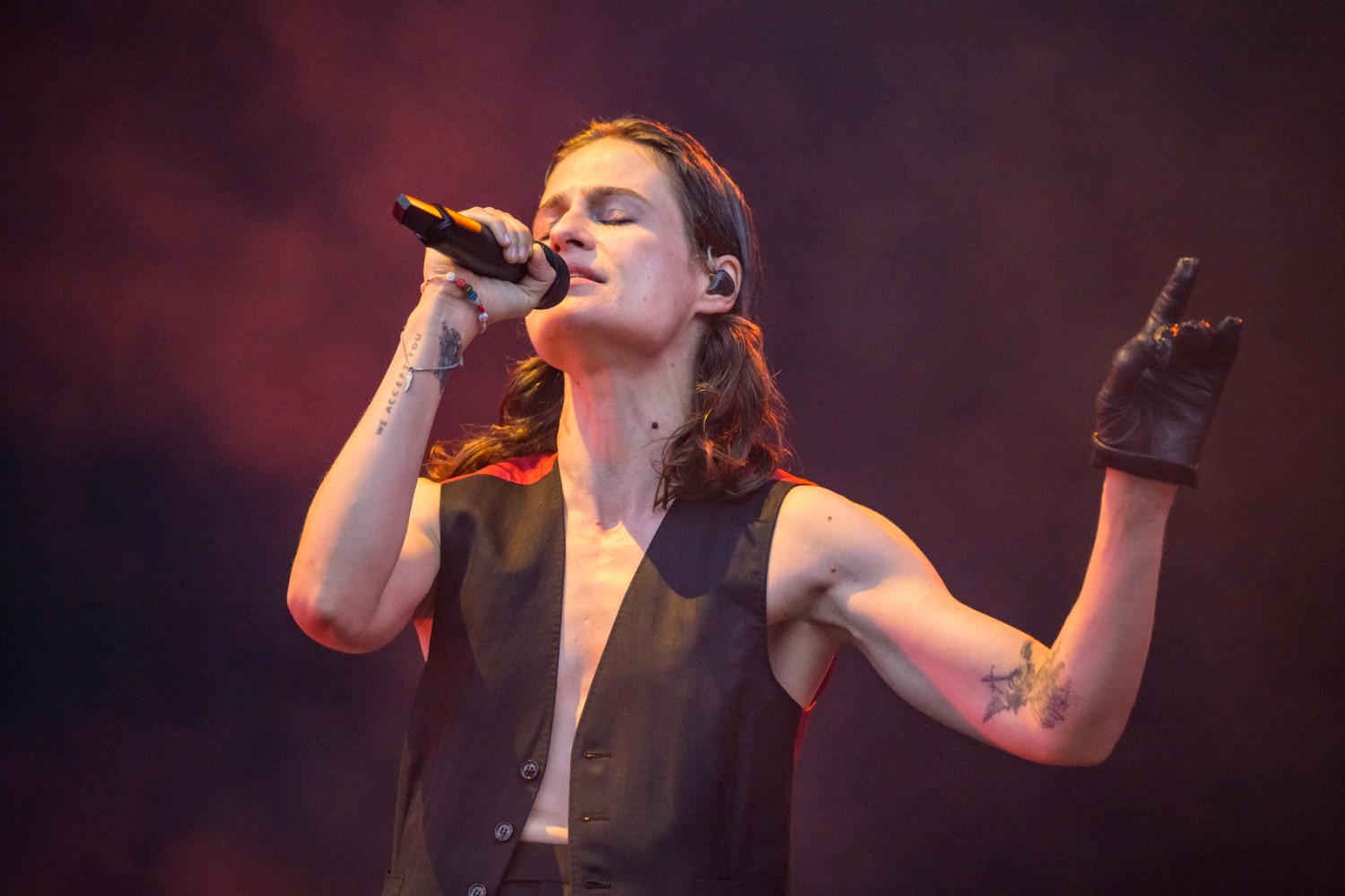 Christine and the Queens: Κατηγορίες για αντιγραφή κατά της Lorde για το νέο τραγούδι της «Man Of The Year»