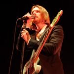 FINNEAS: Η συναυλία των Green Day που του άλλαξε τη ζωή και το όνειρο συνεργασίας με τη Rihanna