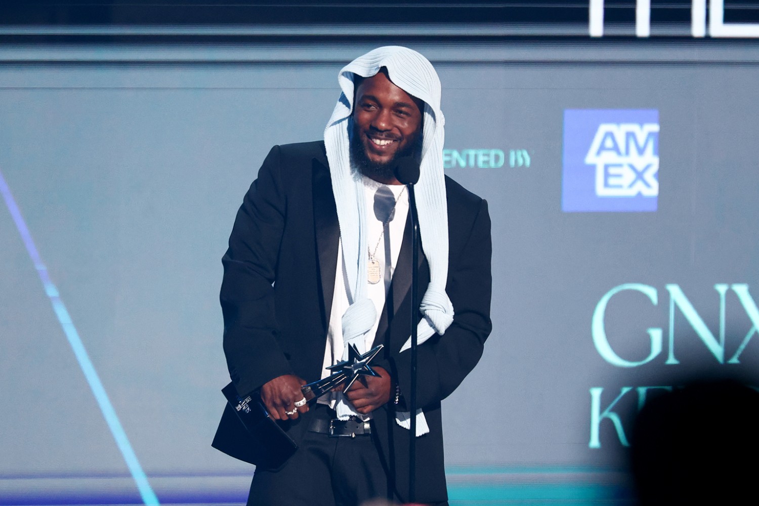BET Awards 2025: Ο Kendrick Lamar αφιερώνει τη νίκη του στην κουλτούρα και τους δικούς του ανθρώπους