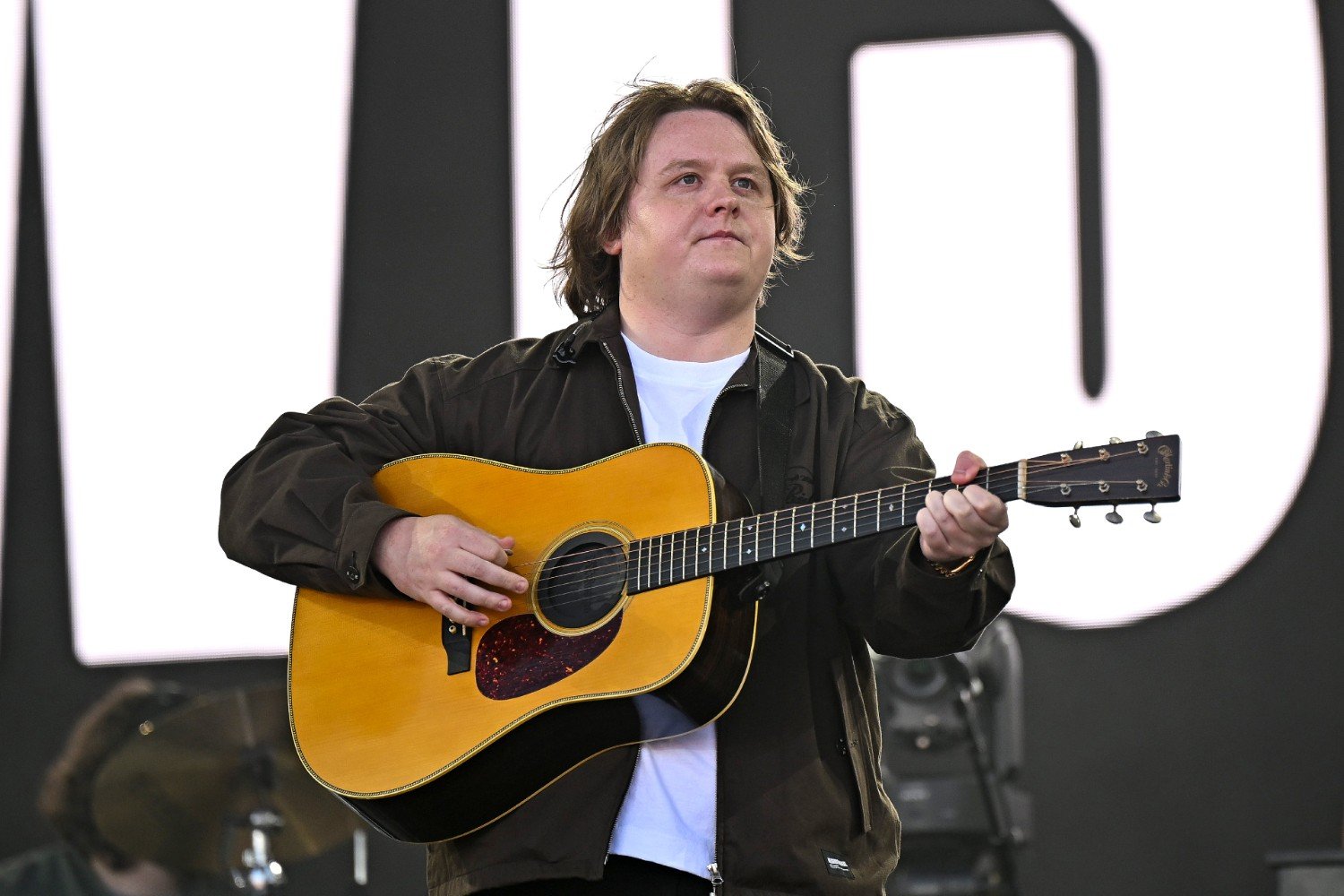 Lewis Capaldi: «Με μπέρδευαν με TikToker αντί για τραγουδιστή» – Πώς τα social media επισκίασαν τη μουσική του Lewis Capaldi: «Με μπέρδευαν με TikToker αντί για τραγουδιστή» – Πώς τα social media επισκίασαν τη μουσική του