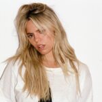 Η Reneé Rapp δίνει φωνή σε κάθε ραγισμένη σχέση με το «Mad»
