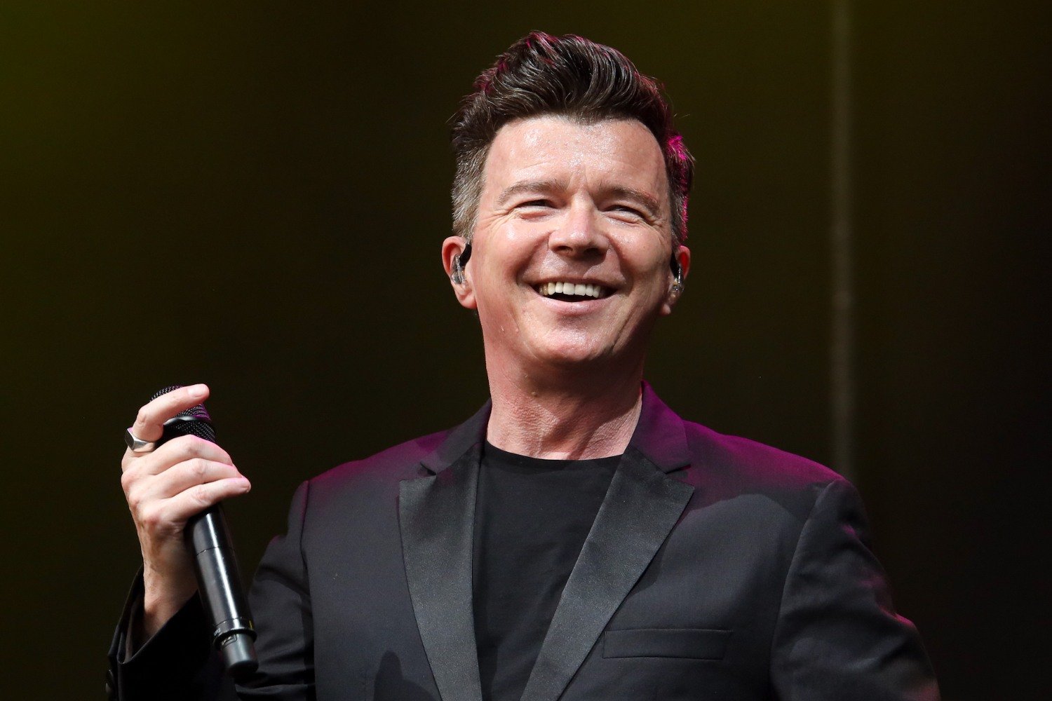 Rick Astley: Το «Never Gonna Give You Up» ξεπερνά το 1 δισεκατομμύριο streams στο Spotify Rick Astley: Το «Never Gonna Give You Up» ξεπερνά το 1 δισεκατομμύριο streams στο Spotify