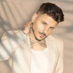 STAN Αντιπαριώτης: Το «Ψέματα Μη Πω» ρίχνει τις μάσκες του έρωτα και φέρνει ρυθμό στο καλοκαίρι