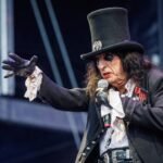Alice Cooper: Το θρυλικό τραγούδι που του έμαθε τι σημαίνει πραγματικός «ύμνος» – Η ιστορία πίσω από το «School’s Out»