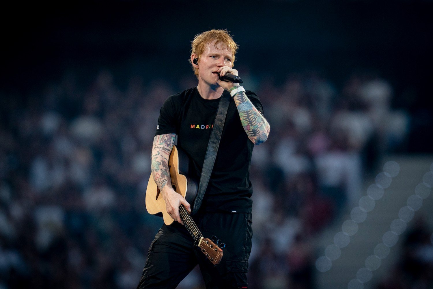 Ed Sheeran: Ξανά ο καλλιτέχνης με τις περισσότερες μεταδόσεις στο Ηνωμένο Βασίλειο