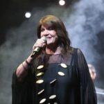 «Όπως Σε Θέλω Σ’ Ονειρεύομαι»: Ελπίδα και Χριστίνα Σάλτη συναντιούνται στο άπειρο του έρωτα