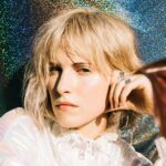 Η Hayley Williams κυκλοφορεί 17 νέα τραγούδια – μόνο για μυημένους
