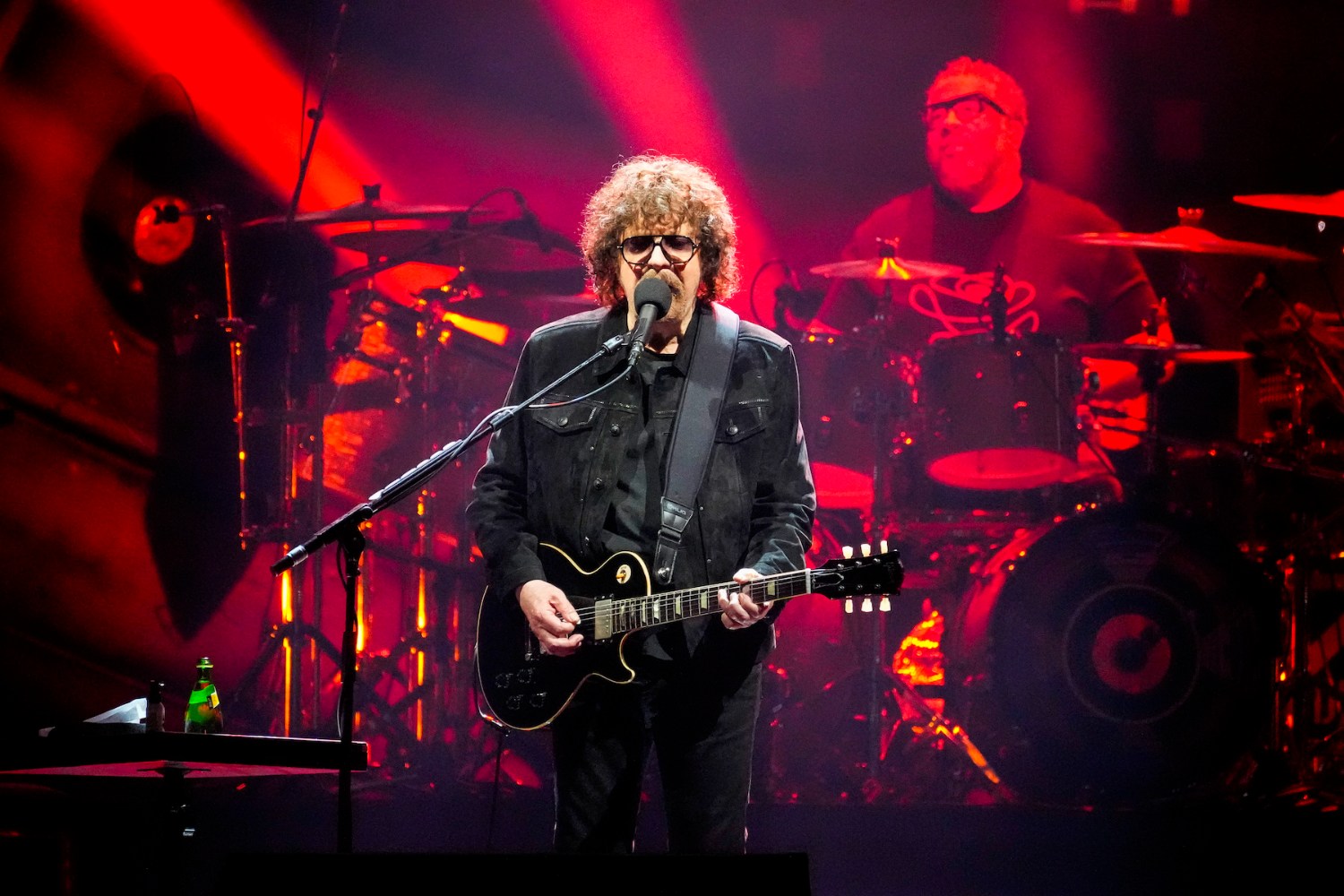Jeff Lynne: Σιωπηλό φινάλε για τους ELO – Η υγεία του ακυρώνει την ιστορική τελευταία συναυλία τους
