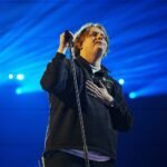 Ο Lewis Capaldi έκλεισε τις ιστορικές εμφανίσεις του στο BST Hyde Park με ένα ντουέτο – έκπληξη και μία σημαντική ανακοίνωση
