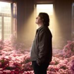 Lewis Capaldi: Το «Something In The Heavens» φέρνει μια νέα διάσταση στην απώλεια και την ελπίδα