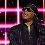 Ο Stevie Wonder δεν σκοπεύει να αποσυρθεί: «Δεν σταματάς να δημιουργείς όσο αναπνέεις»