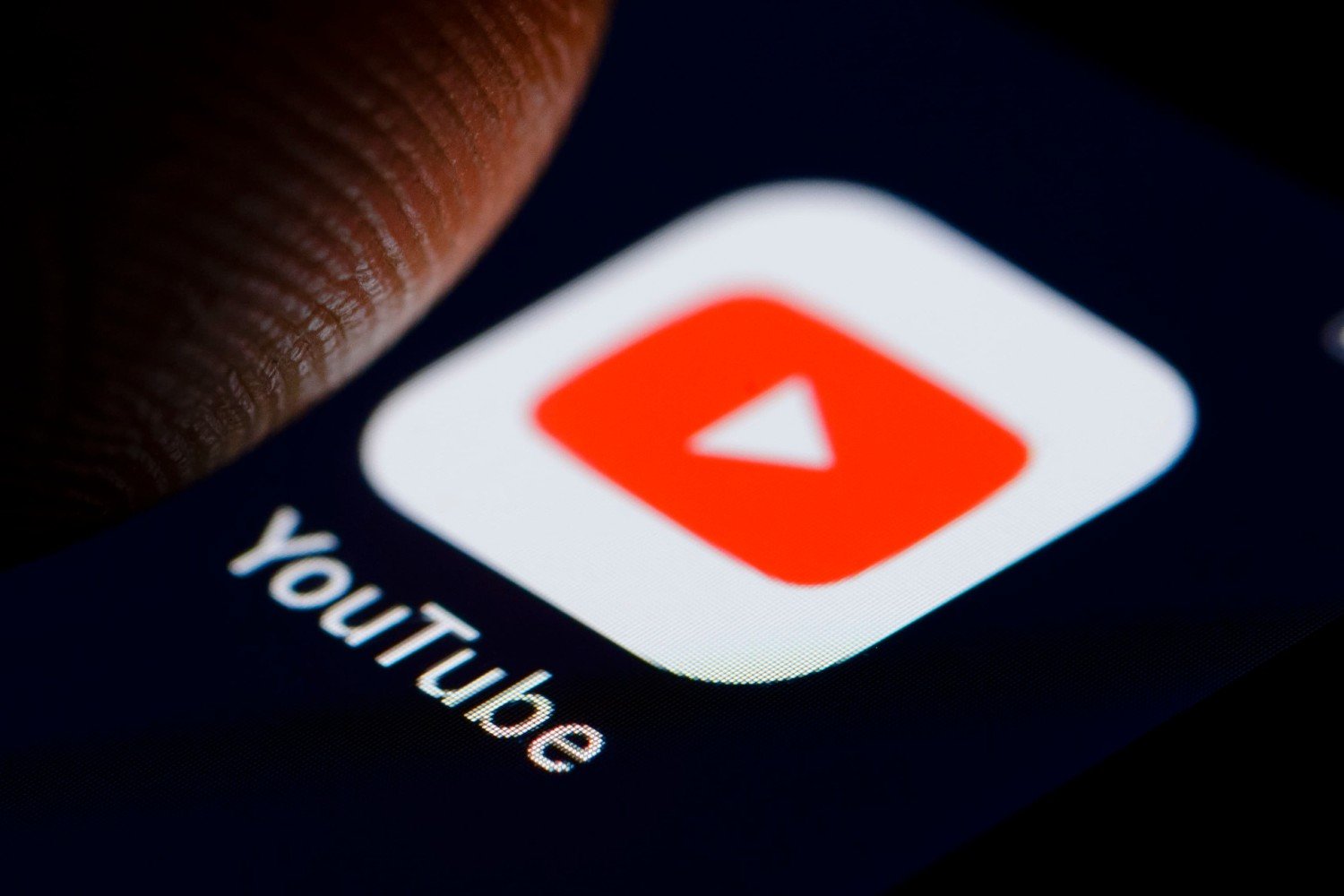 Google: Οι όροι χρήσης του YouTube επιτρέπουν την εκπαίδευση της τεχνητής νοημοσύνης με μουσική