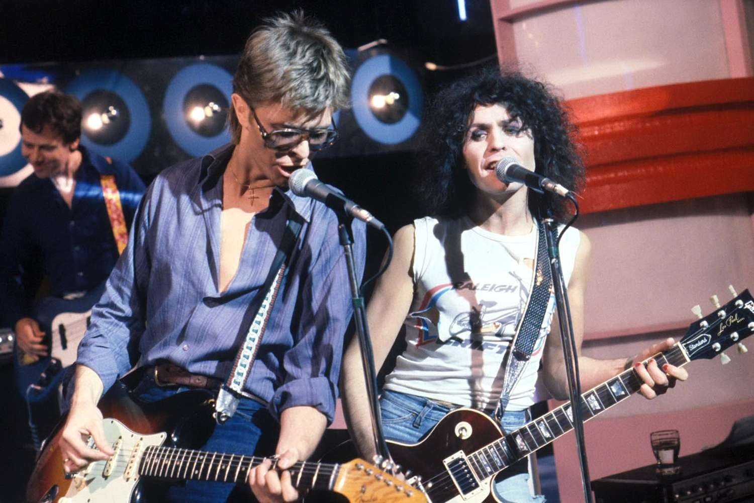 David Bowie – Marc Bolan: Ντοκιμαντέρ για την ιστορία μιας φιλικής αντιπαλότητας και «λίγης ζήλιας»