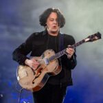 Καταπέλτης ο Jack White κατά του Donald Trump για τον πόλεμο στο Ιράν: «Ιδού ο ηγέτης του “Συμβουλίου της Ειρήνης”»
