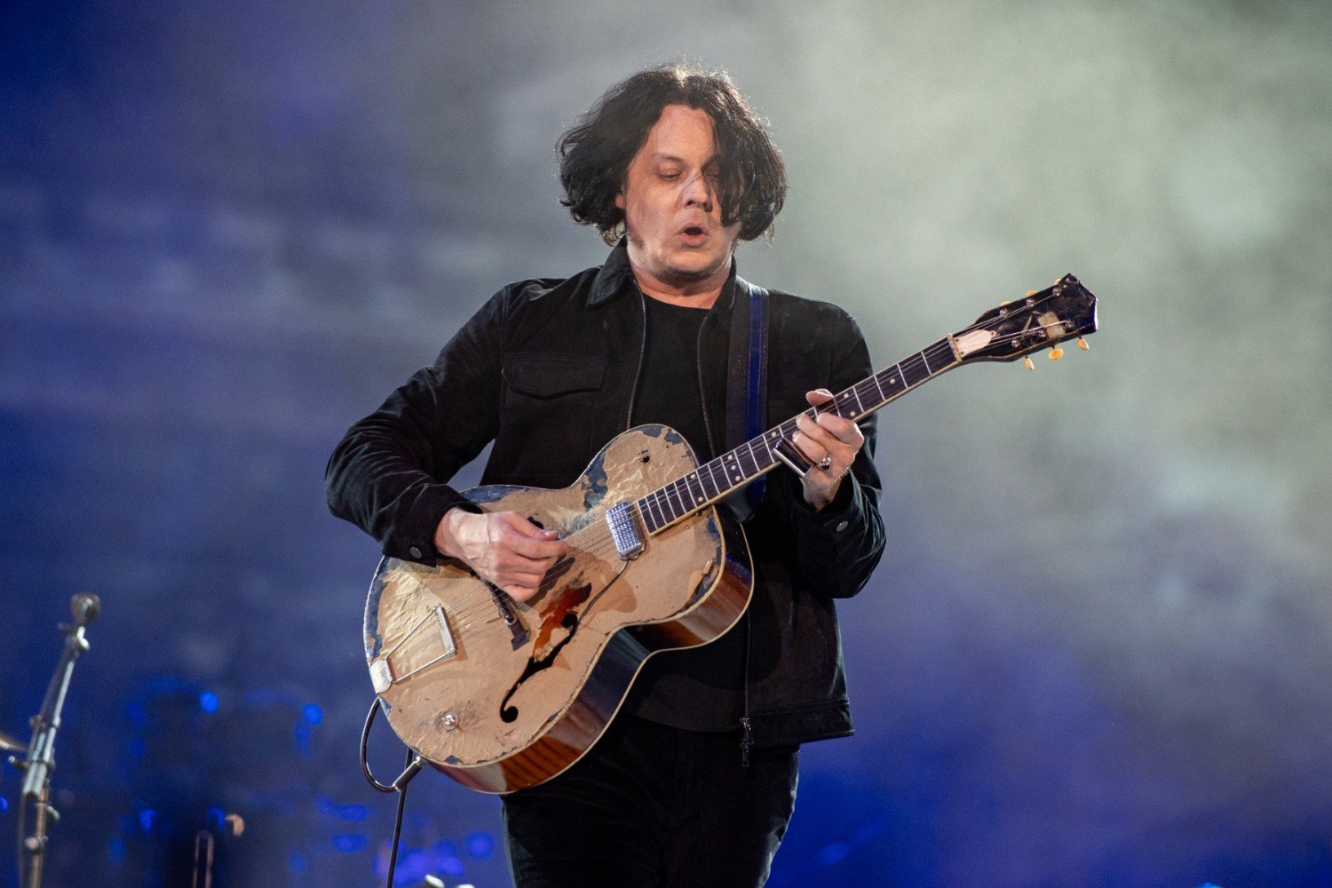 Καταπέλτης ο Jack White κατά του Donald Trump για τον πόλεμο στο Ιράν: «Ιδού ο ηγέτης του “Συμβουλίου της Ειρήνης”»