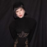 Η Lady Gaga σαν «οπτασία από δηλητήριο»: Η πρώτη εικόνα από τον ρόλο της στο «Wednesday»