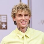 Machine Gun Kelly: Οι αποκαλύψεις για το κέντρο απεξάρτησης, τον χωρισμό με την Megan Fox και το «Lost Americana»