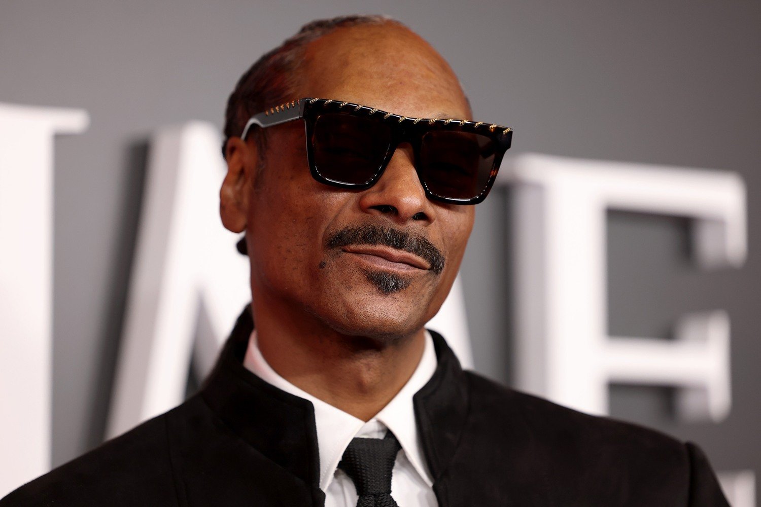 «Λάθος μου»: Ο Snoop Dogg απολογείται για τα σχόλια για το «Lightyear» και το ομόφυλο ζευγάρι «Λάθος μου»: Ο Snoop Dogg απολογείται για τα σχόλια για το «Lightyear» και το ομόφυλο ζευγάρι