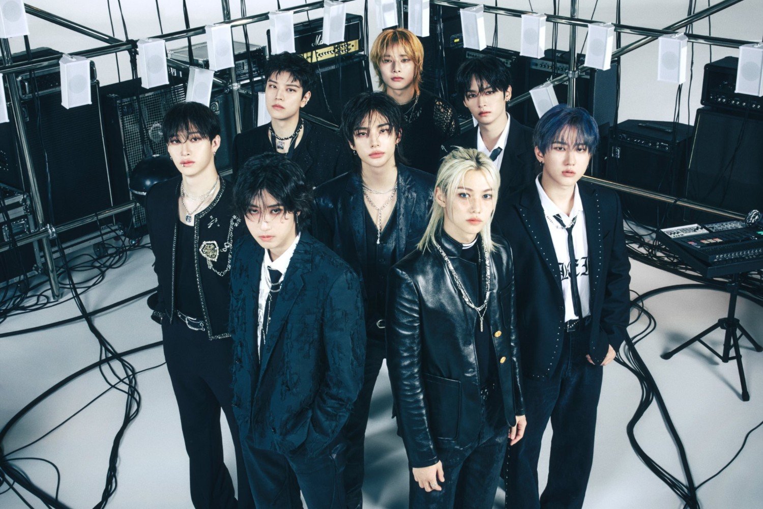 Οι Stray Kids αποκαλύπτουν το tracklist του «THIS & THAT» – Οι 3RACHA αναλαμβάνουν τα ηνία