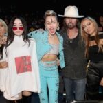 Η αλήθεια για την οικογένεια Cyrus μέσα από τα μάτια της Noah: «Είναι συναισθηματικά εξαντλητικό»