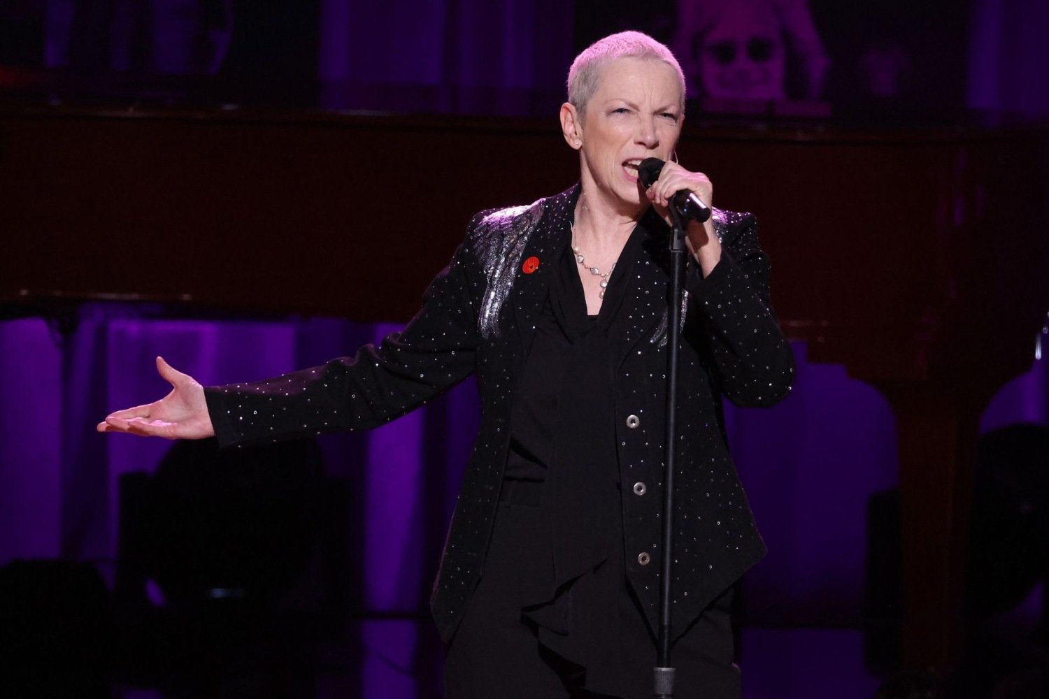 Annie Lennox: Η διάγνωση με ΔΕΠΥ στα 70 και ο πόνος για τη σύγκρουση στη Γάζα