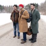Οι Jonas Brothers υπόσχονται ότι θα είναι σπίτι για τις γιορτές στο teaser της νέας ταινίας «A Very Jonas Christmas Movie»