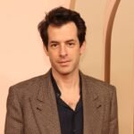 Ο Mark Ronson για τον Michael Jackson: «Οι κατηγορίες με έκαναν να επανεξετάσω τη συνάντησή μας όταν ήμουν 13 ετών»