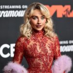 Η Sabrina Carpenter επέστρεψε στο «Saturday Night Live» και το Twitter «έπεσε» – Το επικό σκετς με τους A$AP Rocky και Finn Wolfhard