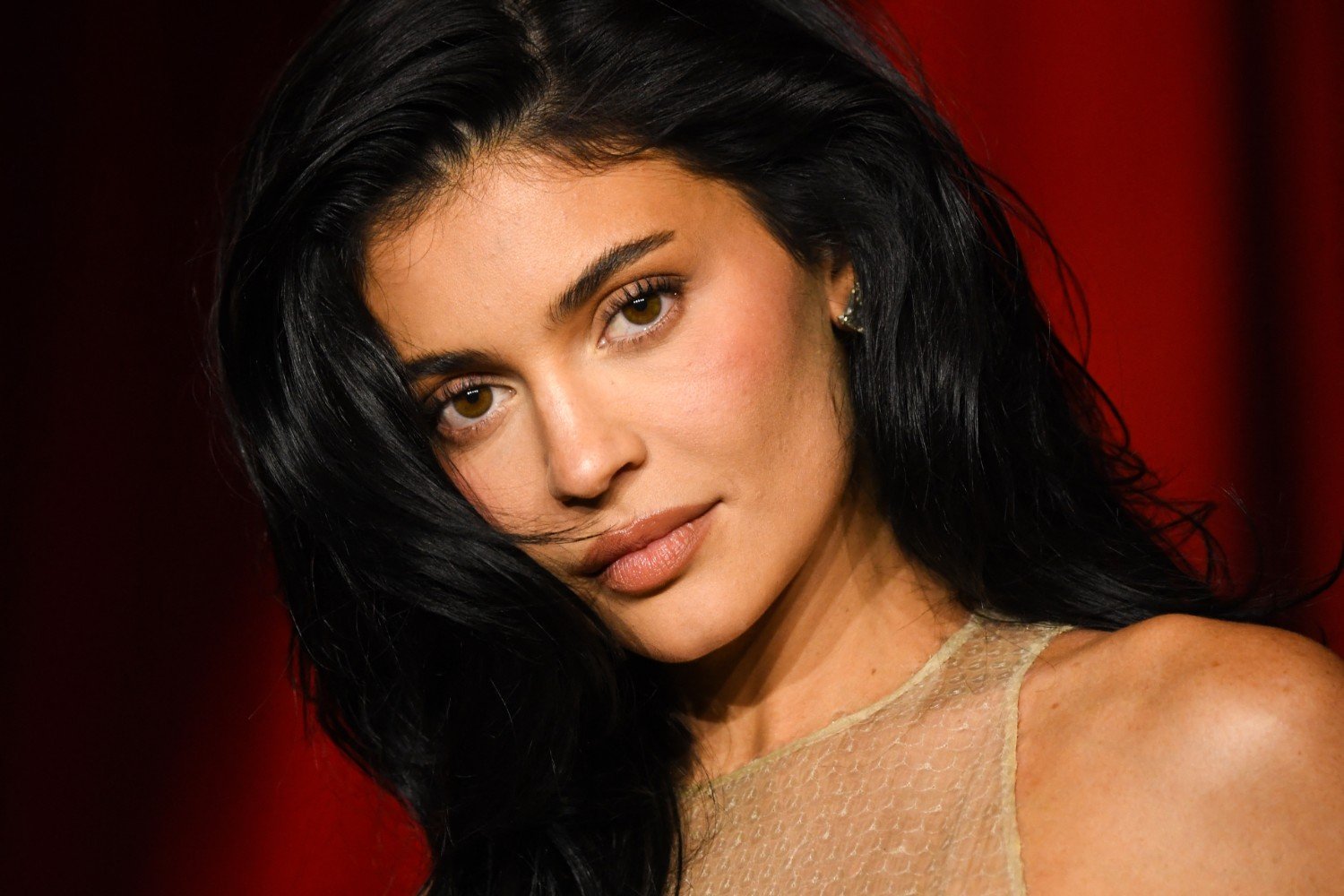 Kylie Jenner: «Δεν είμαι σαν την Adele, αλλά θέλω να δοκιμάσω τη μουσική»