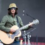 Ο Richard Ashcroft εξετάζει την επανένωση των The Verve για τα 30 χρόνια του «Urban Hymns»
