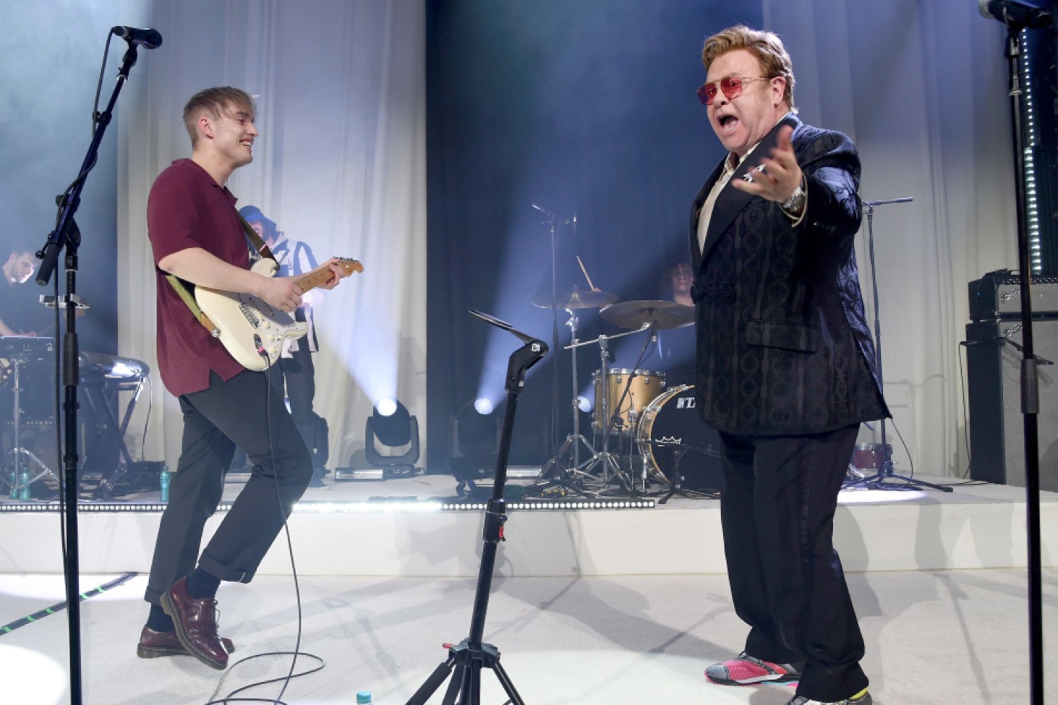  Sam Fender – Elton John: Η ειλικρινής συζήτηση για τη μουσική, τη φιλία και τη δύναμη της έμπνευσης