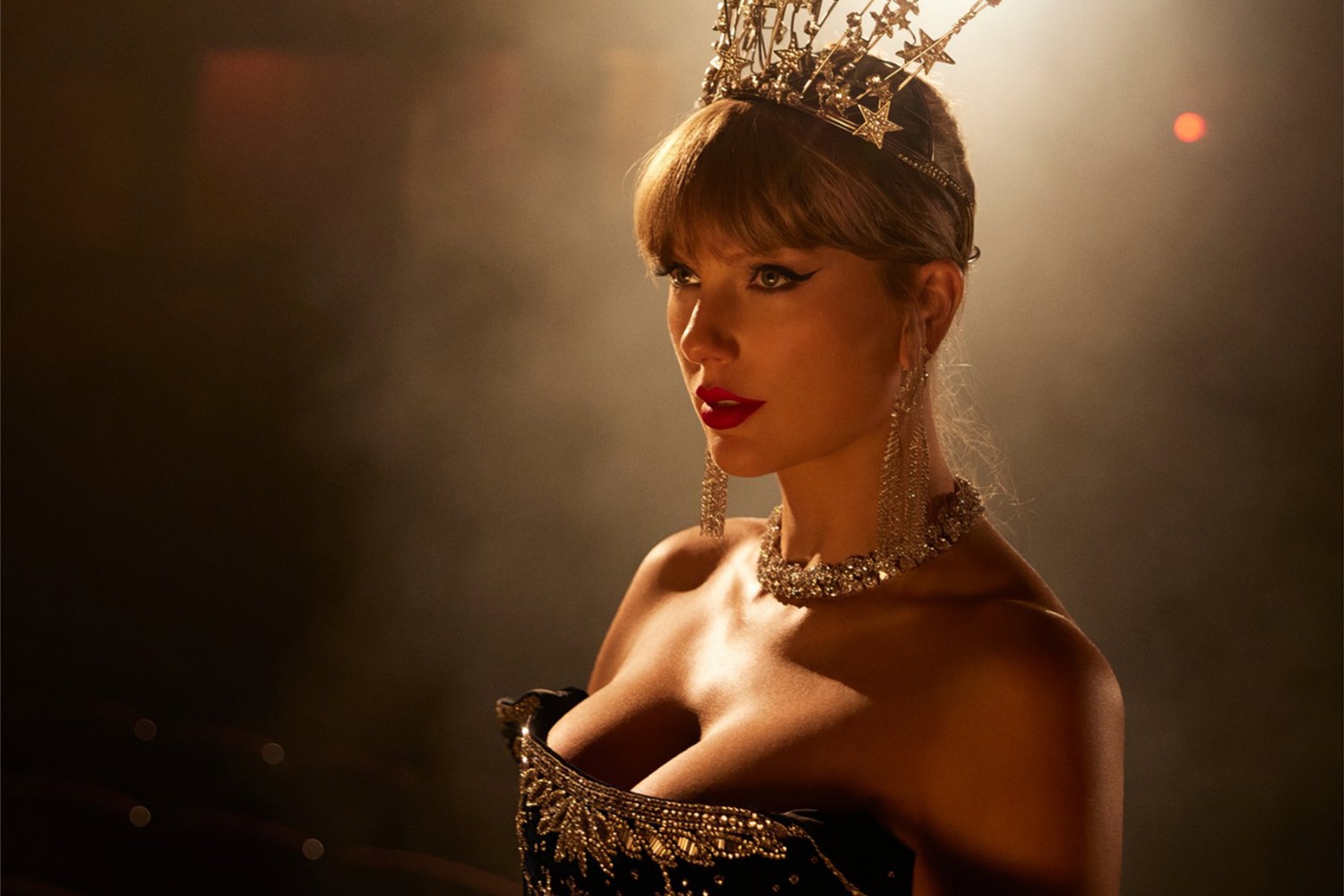 Taylor Swift: Για έκτη φορά ο καλλιτέχνης με τις περισσότερες πωλήσεις παγκοσμίως
